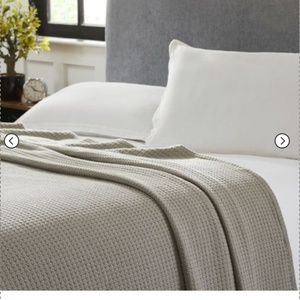Modern Threads waffle Blanket King Size